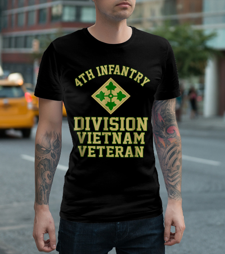 4th Infantry Division Vietnam Veteran Military Logo Emblem T-Shirt