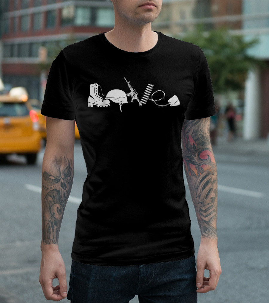 Love Army Veteran Boot Helmet Rifle Dog Tags T-Shirt