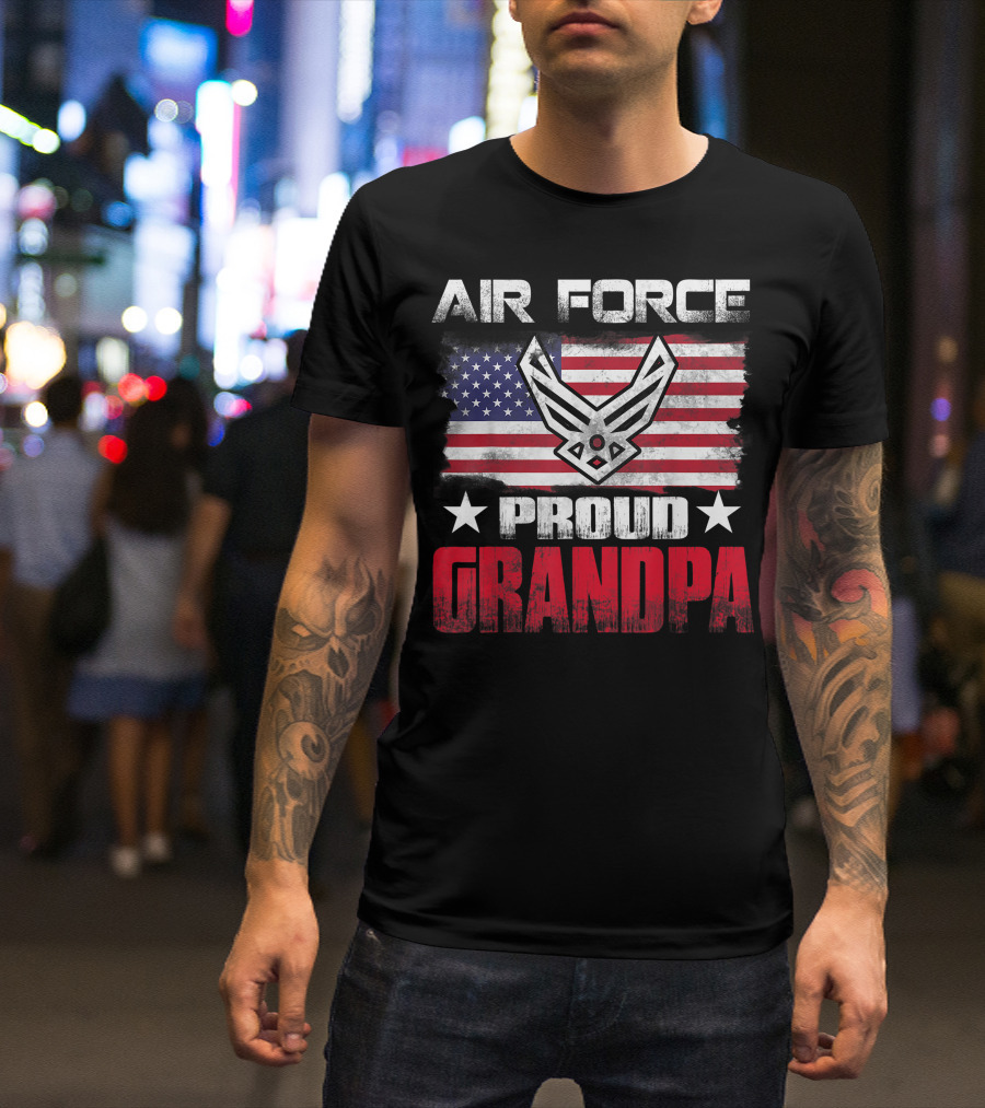 Proud Air Force Grandpa USA Flag Veteran Emblem T-Shirt