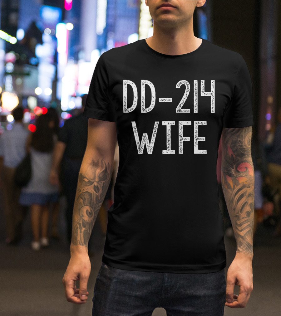 DD-214 Wife Military Veteran Vintage T-Shirt