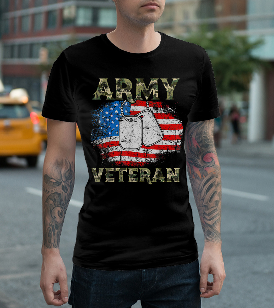 Army Veteran Dog Tags American Flag Military Soldier T-Shirt