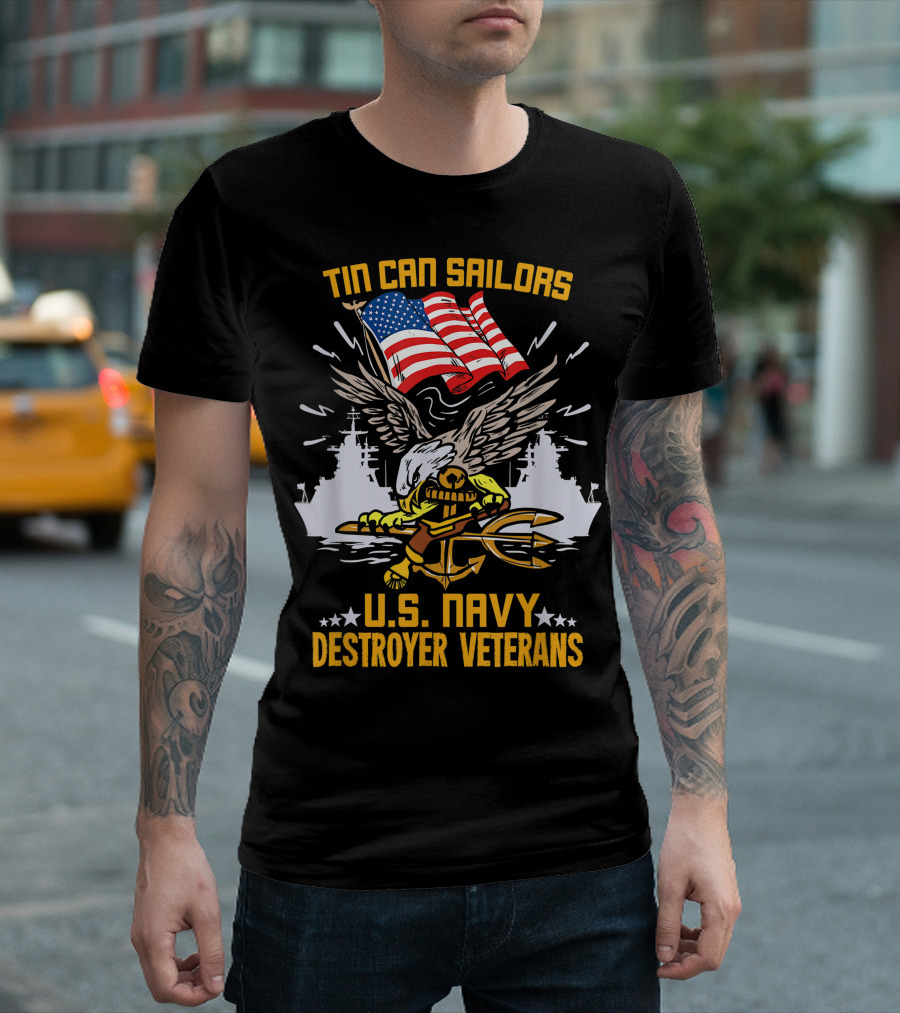 Tin Can Sailors U.S. Navy Destroyer Veterans American Flag Eagle T-Shirt