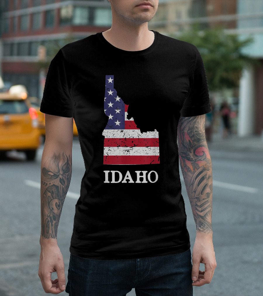 Idaho Map Outline American Flag Stars and Stripes 4th of July Pride T-Shirt