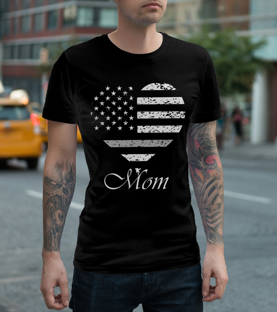 Proud American Flag Heart Corrections Officer Mom T-Shirt