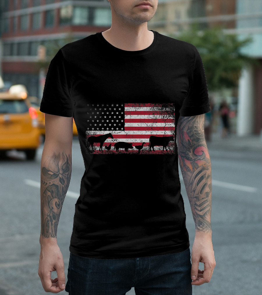 American Flag 4th Of July Farm Animals Chicken Horse Cow Pig T-Shirt