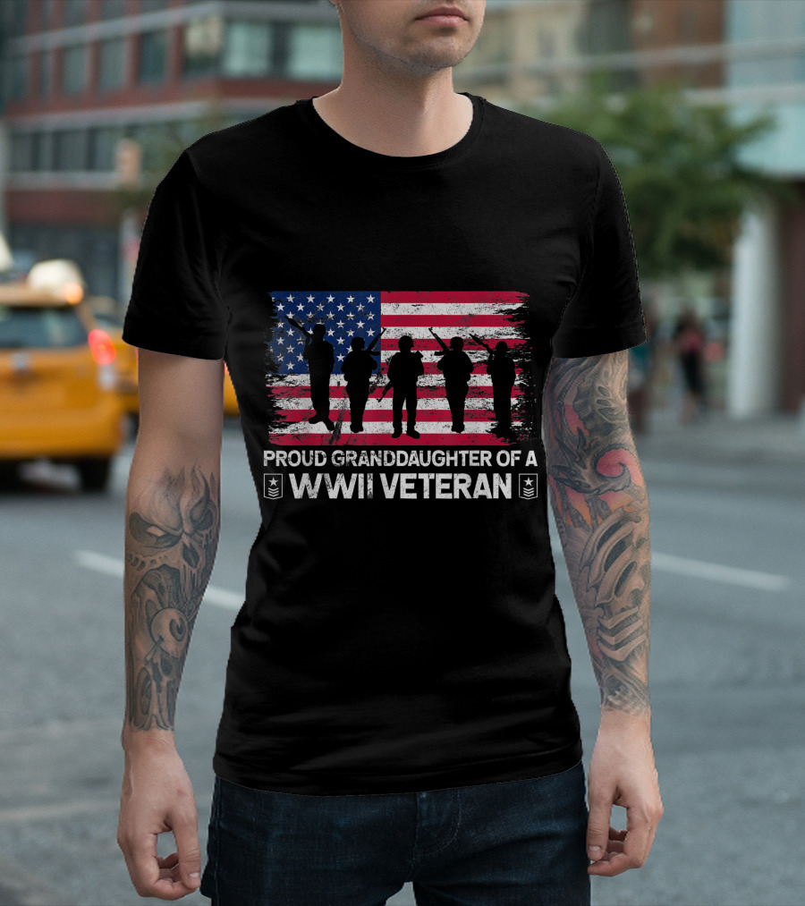 Proud Granddaughter of a WWII Veteran American Flag Soldiers T-Shirt