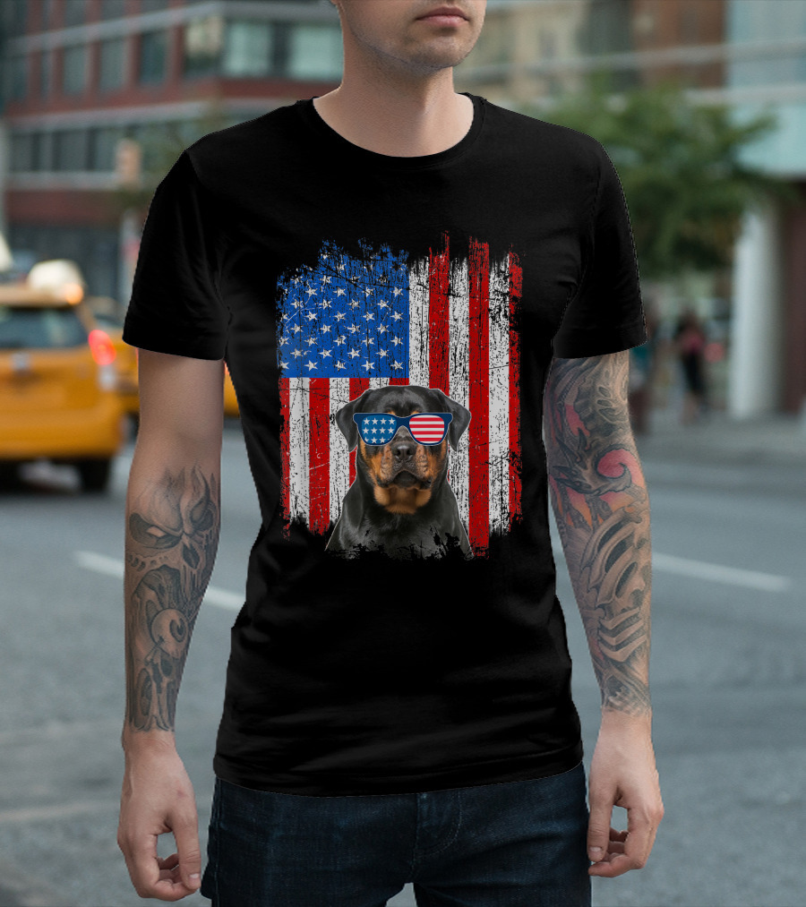 Rottweiler USA American Flag Funny Dog With Sunglasses T-Shirt