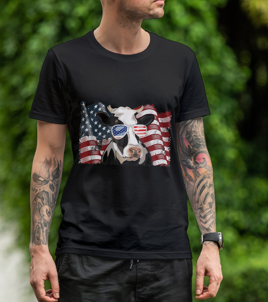 Dairy Cow Wearing American Flag Sunglasses With Waving US Flag Background For 4th Of July T-Shirt