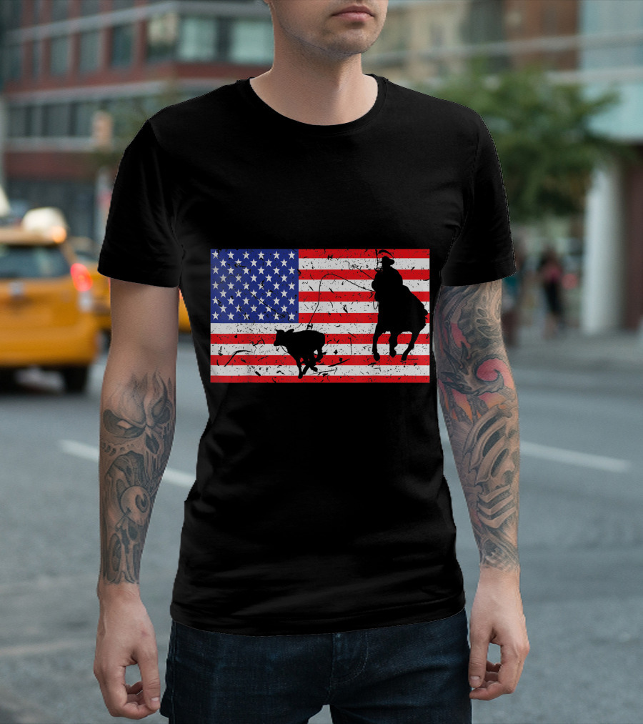 Rodeo Calf Roper Distressed USA American Flag Vintage Roping T-Shirt