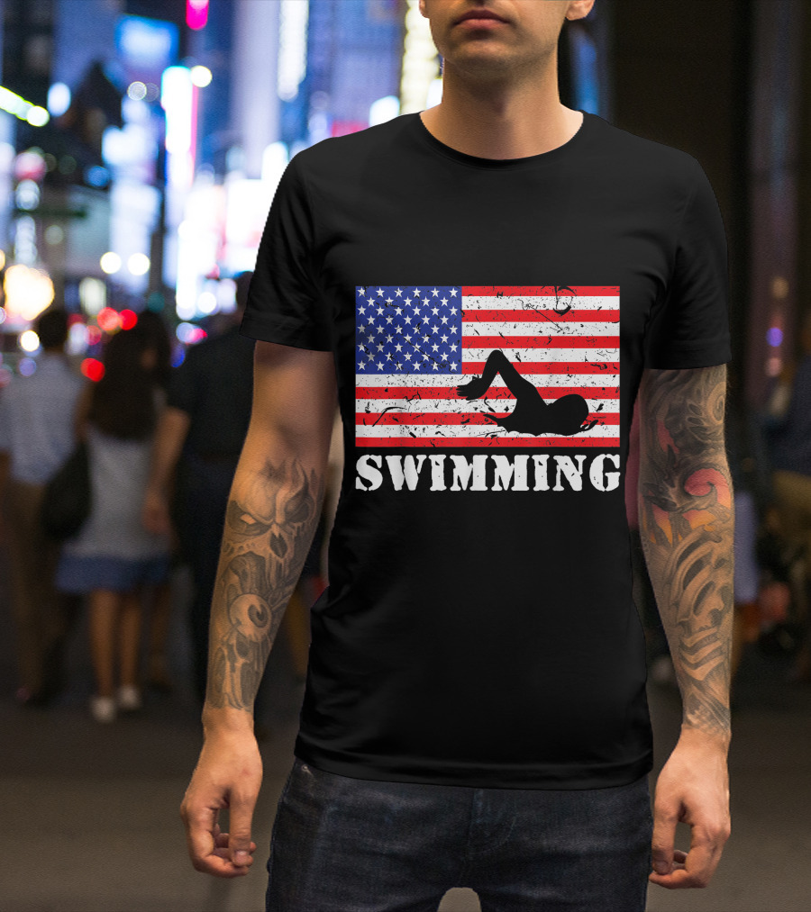 Vintage Distressed USA Flag Swimming Swimmer American Flag T-Shirt