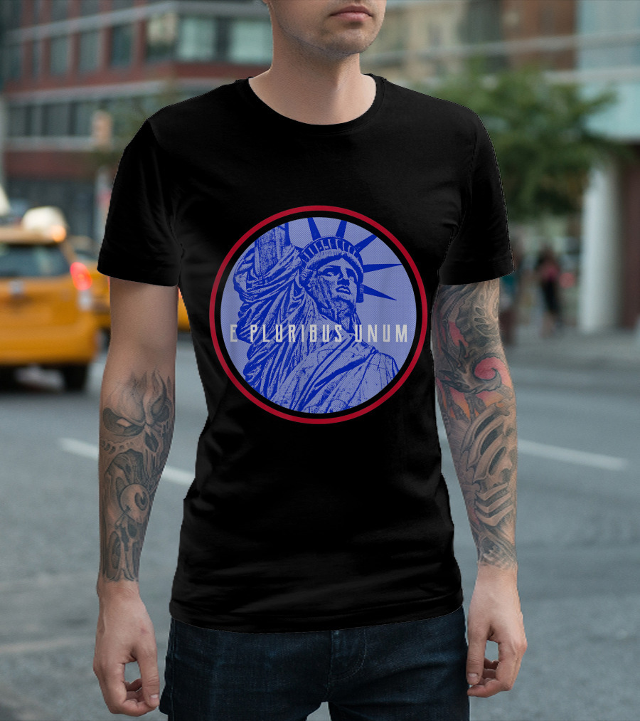 American Patriot E Pluribus Unum Statue Of Liberty Circle T-Shirt