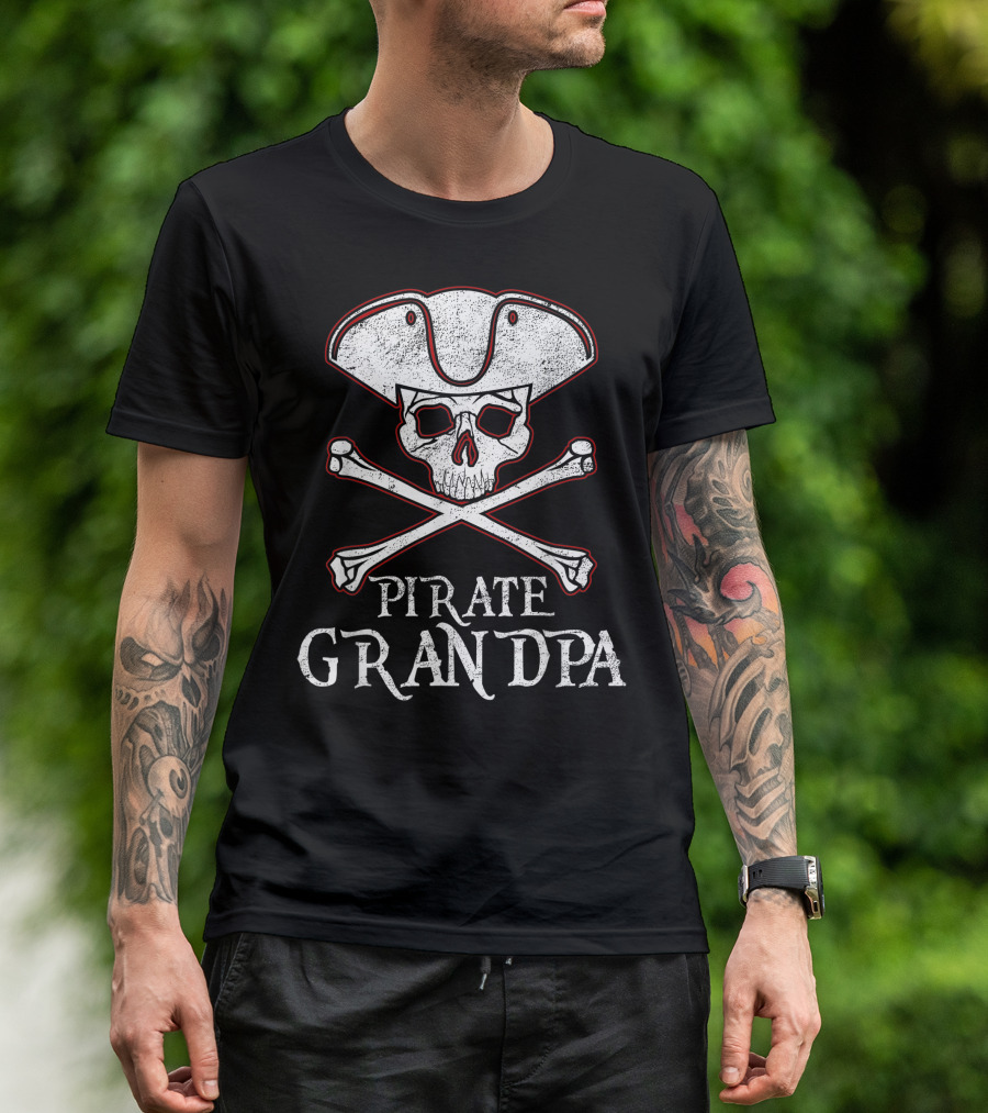 Pirate Grandpa Skull Crossbones Halloween Captain T-Shirt