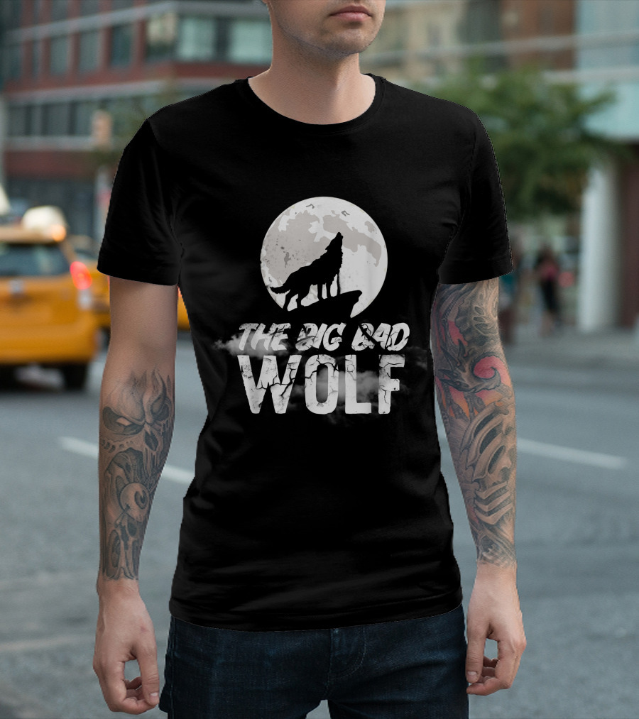 The Big Bad Wolf Howling At The Full Moon T-Shirt