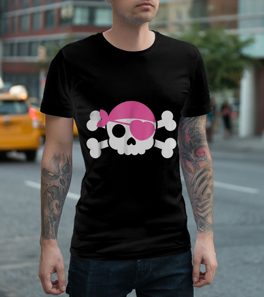 Jolly Roger Cute Pink Pirate Halloween Costume T-Shirt