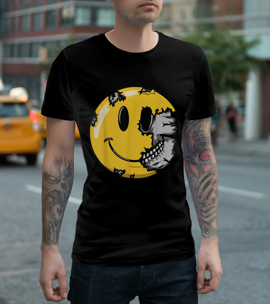 Halloween Scary Smiling Skull Smiley Face Skeleton T-Shirt