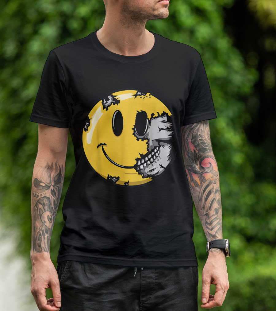 Halloween Scary Smiling Skull Smiley Face Skeleton T-Shirt