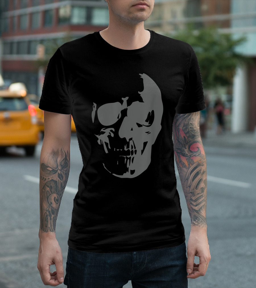 Skull Graphic Optical Illusion T-Shirt