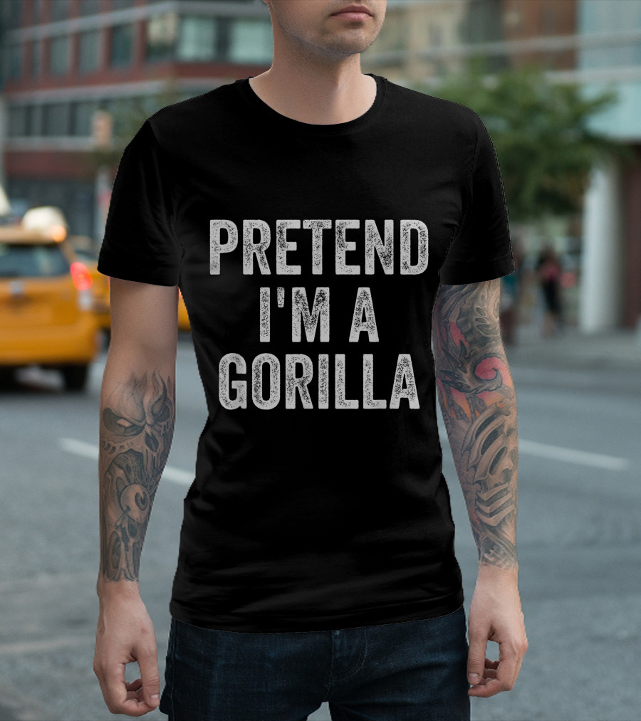 Lazy Halloween Costume Pretend I'm A Gorilla T-Shirt