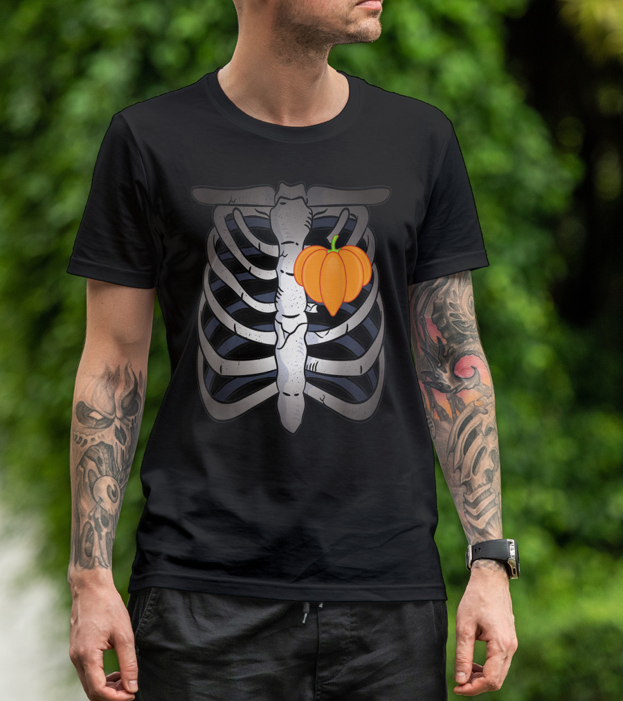 Cute Pumpkin Rib Cage X Ray Skeleton T-Shirt
