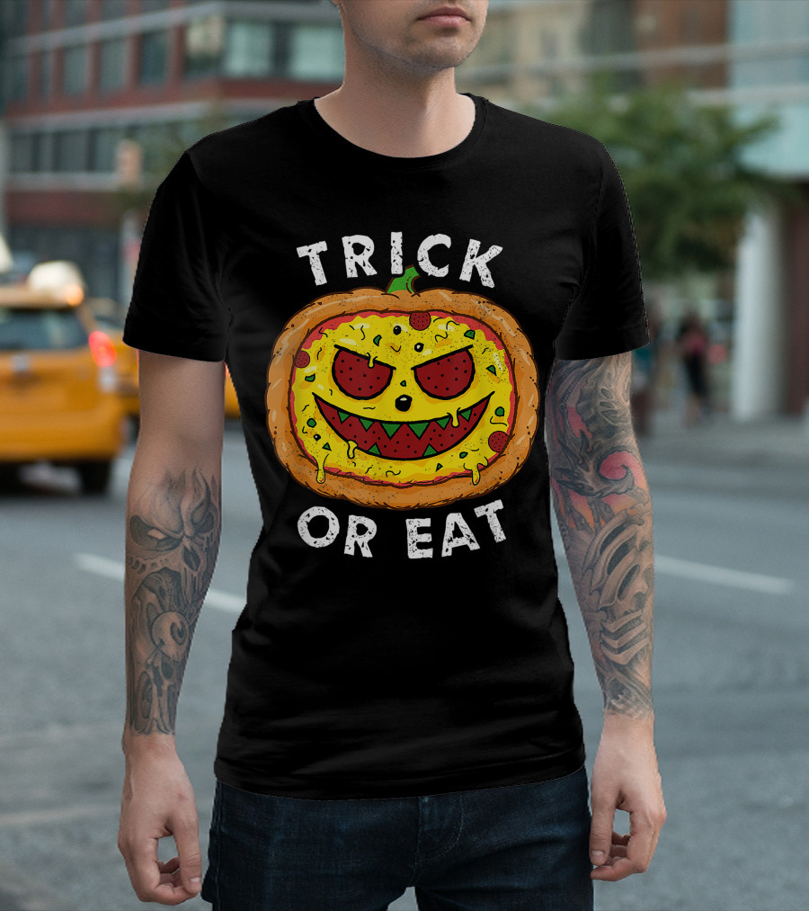 Trick Or Eat Pizza Face Halloween Pumpkin T-Shirt