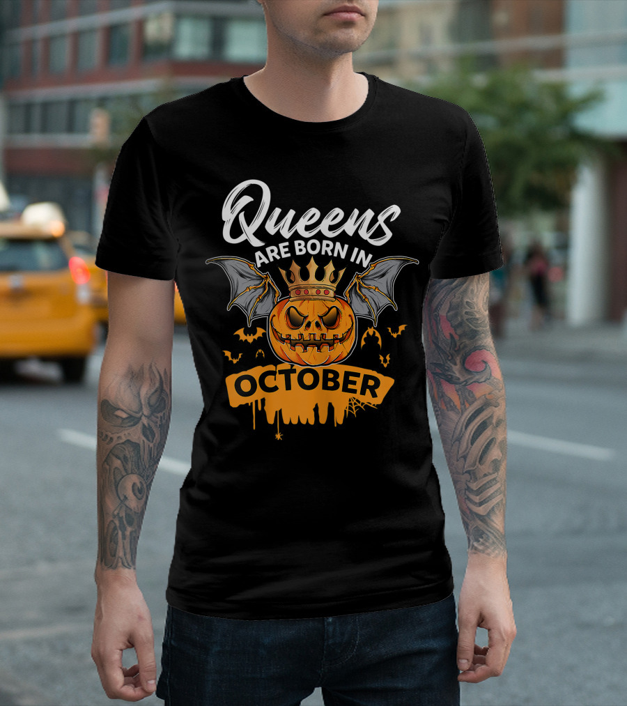 Queens Are Born In October Halloween Pumpkin Bats Crown T-Shirt