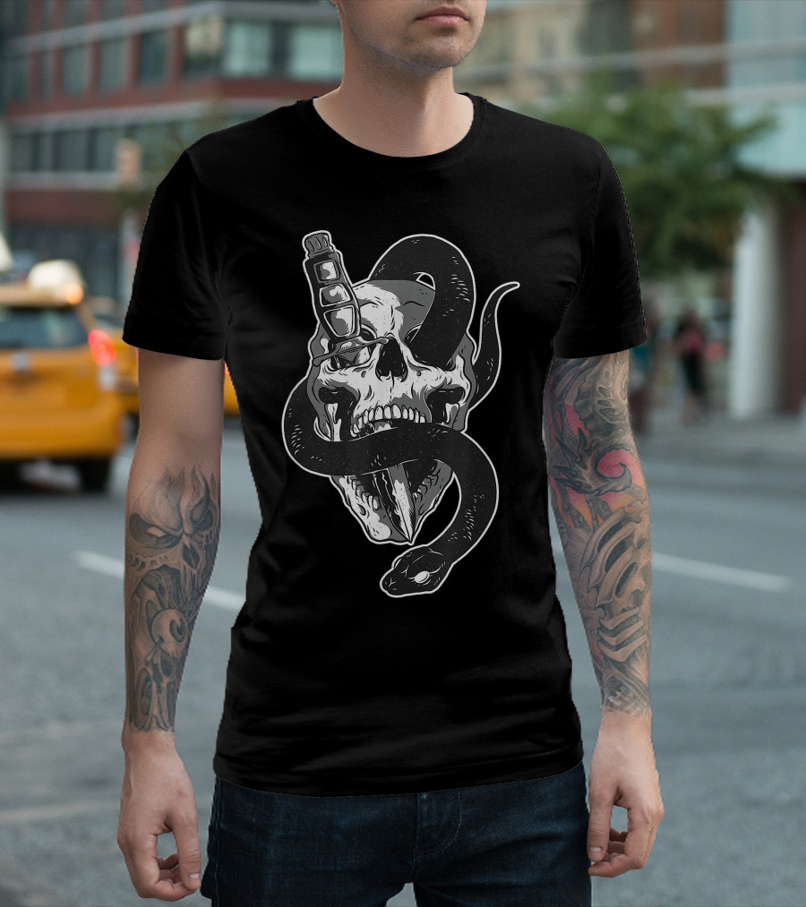 Skull Bone Knife Black Snake Halloween Skeleton T-Shirt