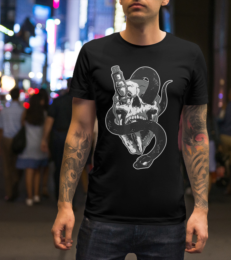 Skull Bone Knife Black Snake Halloween Skeleton T-Shirt
