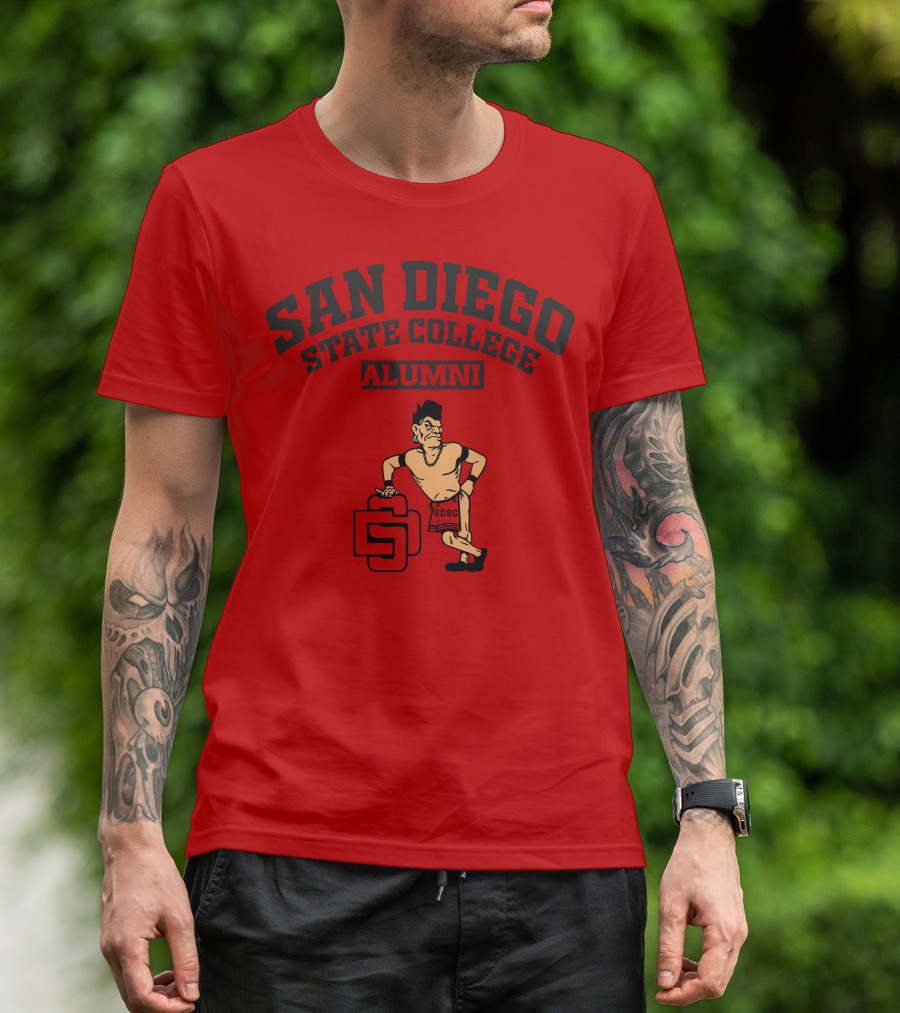 San Diego State College Alumni SDSC Vintage Style Retro Pose T-Shirt