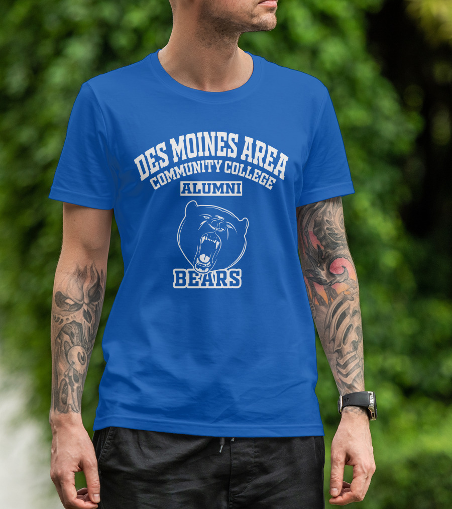 Des Moines Area Community College Alumni Bears T-Shirt