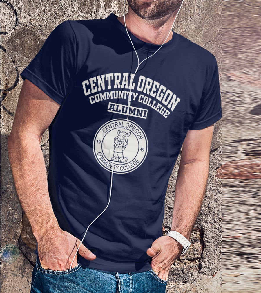 Central Oregon Community College Alumni 1949 Mascot Emblem T-Shirt