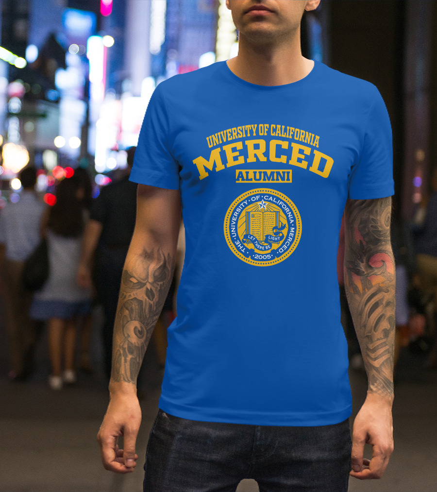 UNIVERSITY OF CALIFORNIA MERCED ALUMNI 2005 SEAL LET THERE BE LIGHT T-Shirt
