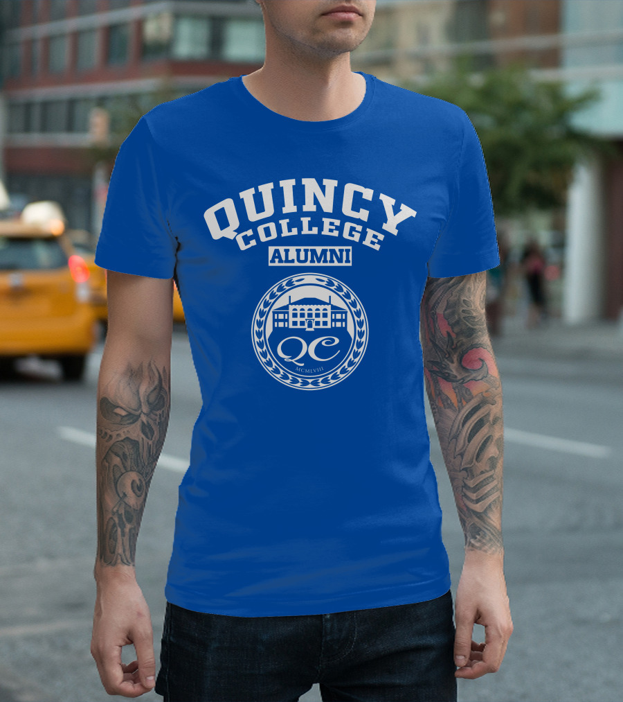 Quincy College Alumni QC MCMLVIII Crest T-Shirt