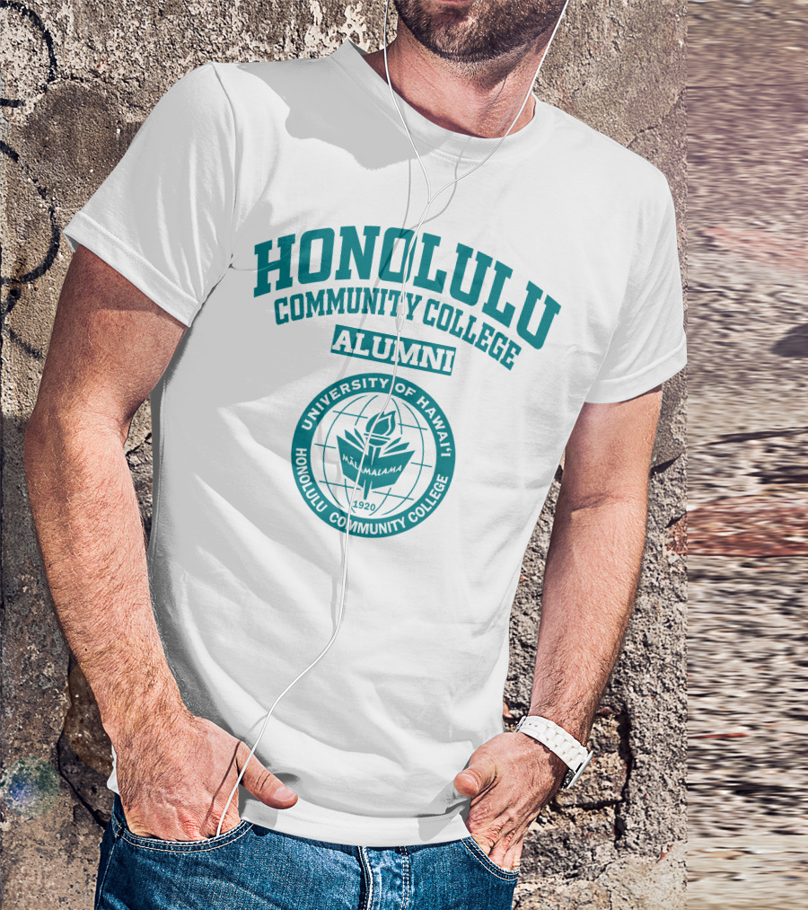 Honolulu Community College Alumni University Of Hawai'i Mālamalama 1920 T-Shirt