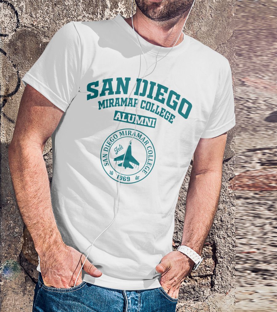 SAN DIEGO MIRAMAR COLLEGE ALUMNI JETS 1969 T-Shirt