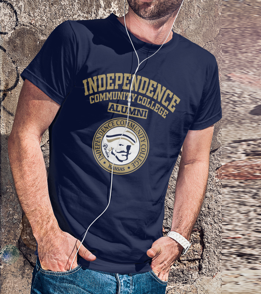 INDEPENDENCE COMMUNITY COLLEGE ALUMNI KANSAS PIRATES T-Shirt