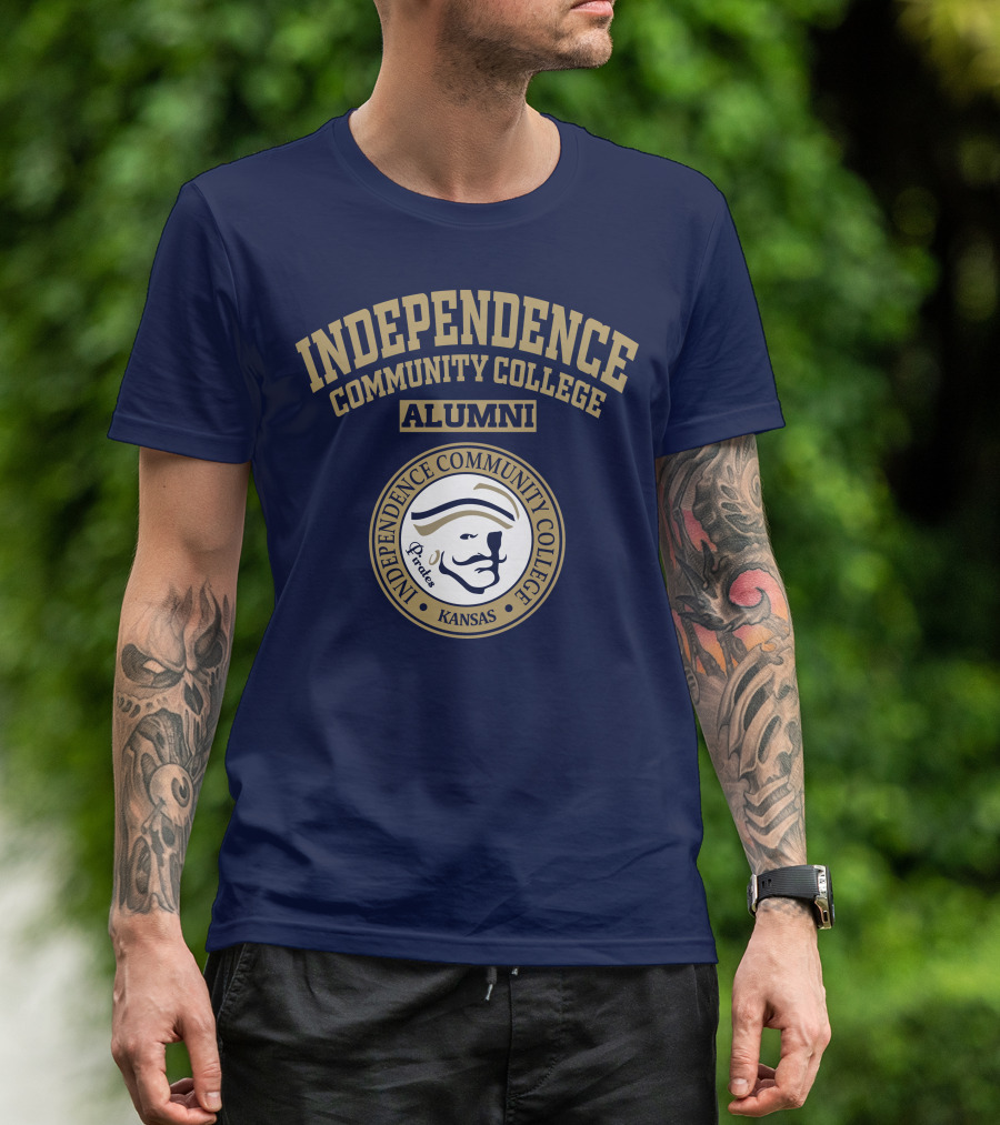 INDEPENDENCE COMMUNITY COLLEGE ALUMNI KANSAS PIRATES T-Shirt