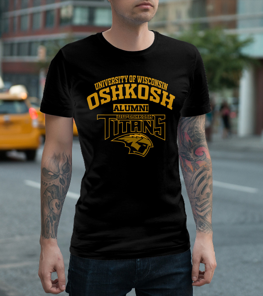 University of Wisconsin Oshkosh Alumni UW Oshkosh Titans T-Shirt