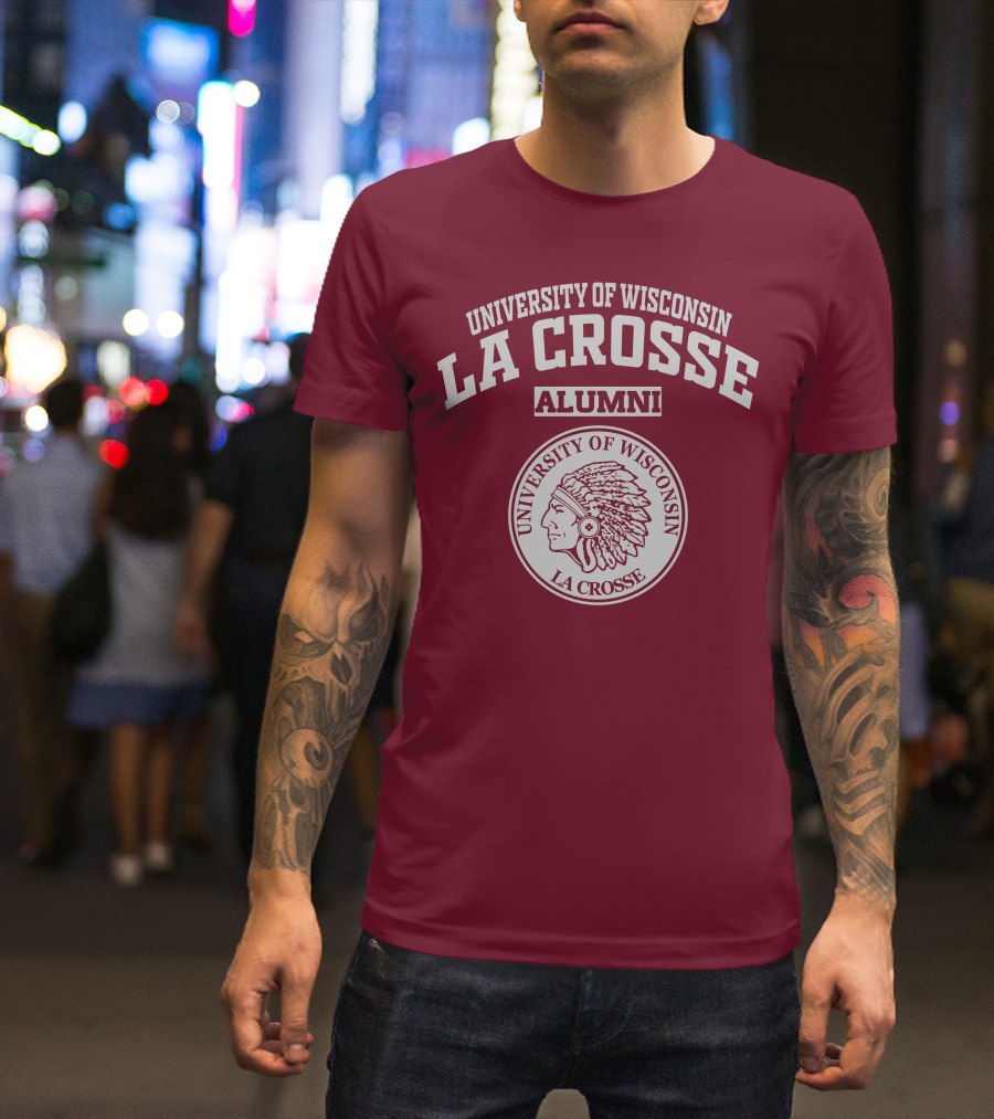 University Of Wisconsin La Crosse Alumni Indian Head T-Shirt