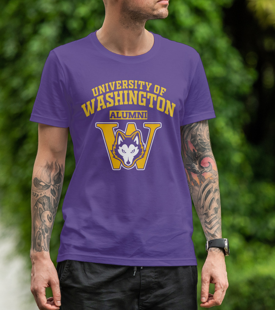 UNIVERSITY OF WASHINGTON ALUMNI W HUSKY T-Shirt