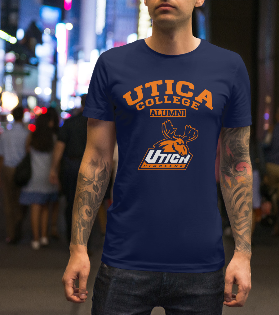 UTICA COLLEGE ALUMNI UTICA PIONEERS MOOSE T-Shirt