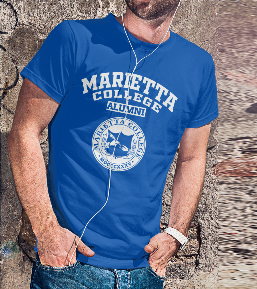 MARIETTA COLLEGE ALUMNI VERITAS MDCCCXXXV T-Shirt