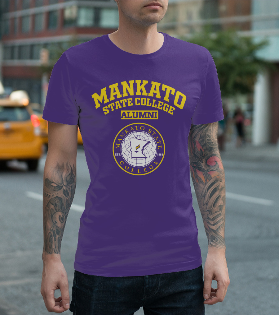 Mankato State College Alumni Est. 1868 T-Shirt