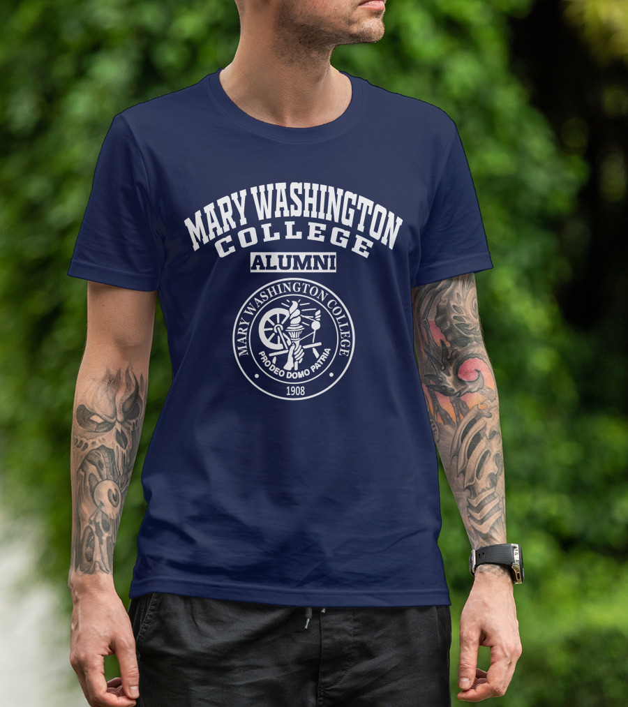 Mary Washington College Alumni Crest Pro Deo Domo Patria 1908 T-Shirt