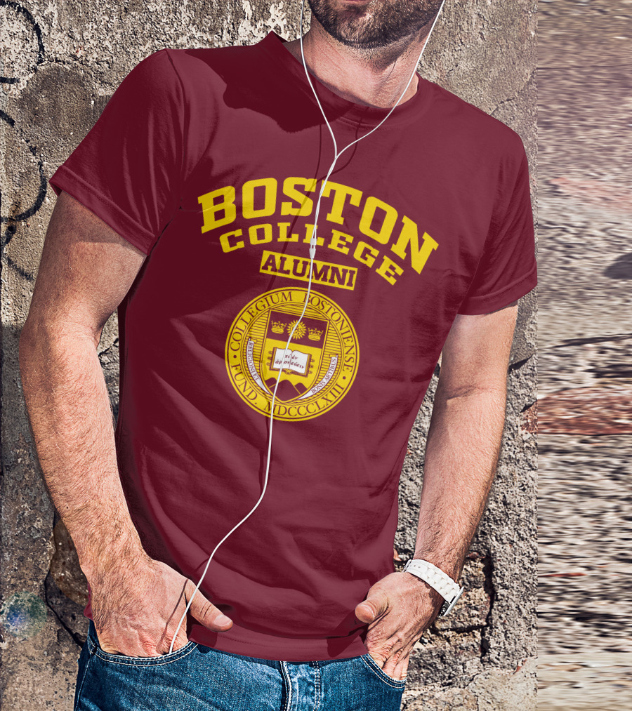 Boston College Alumni Collegium Bostoniense Fund MDCCCXLIII T-Shirt