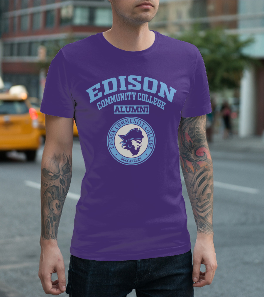 Edison Community College Alumni Buccaneers T-Shirt