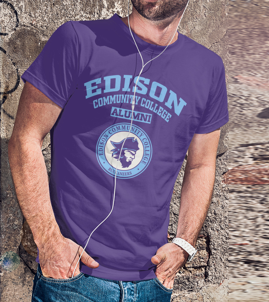 Edison Community College Alumni Buccaneers T-Shirt
