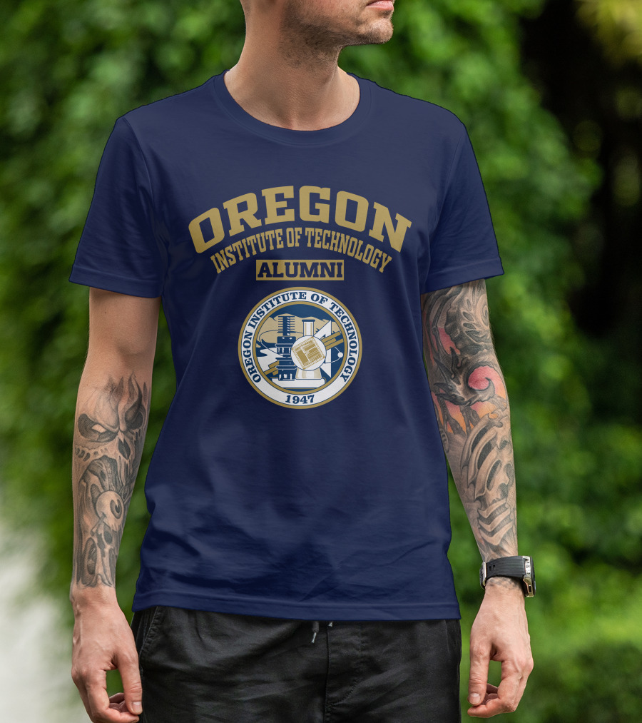 Oregon Institute Of Technology Alumni 1947 Crest T-Shirt