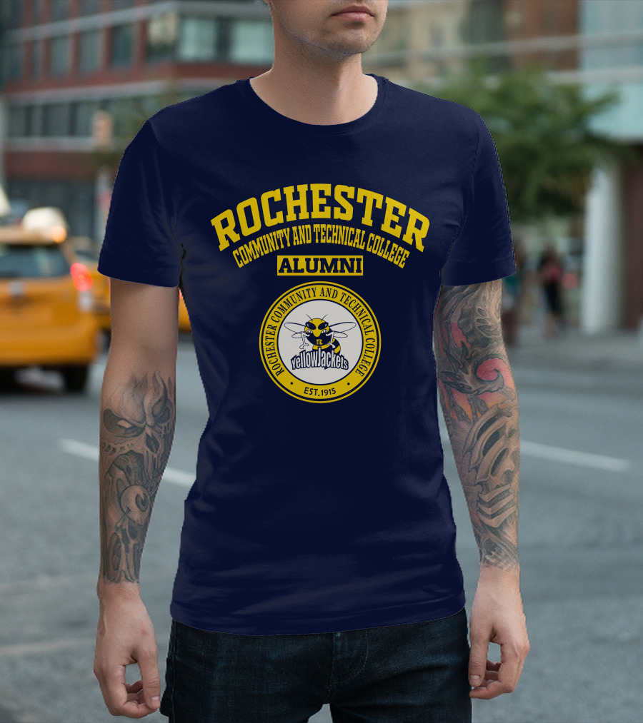 Rochester Community and Technical College Alumni YellowJackets Est. 1915 T-Shirt