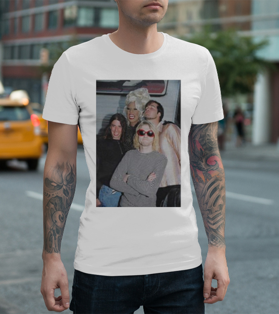 Rupaul with Nirvana Members Dave Grohl Kurt Cobain Krist Novoselic T-Shirt