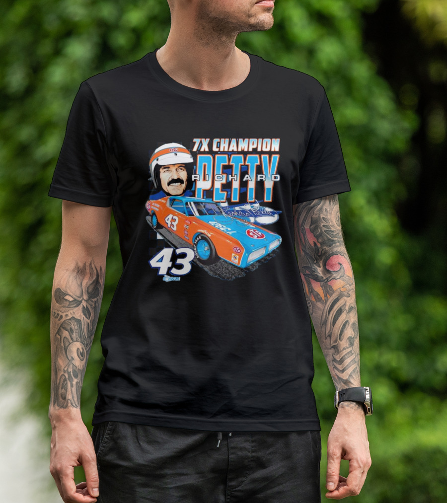 7X Champion Richard Petty Number 43 Car Racing LEGACY Motor Club Team Collection T-Shirt